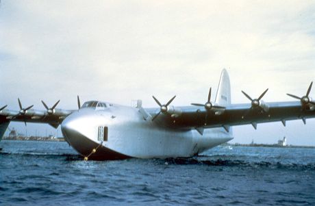 88 Spruce goose Stock Pictures, Editorial Images and Stock Photos ...