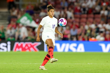 250 Jess carter Stock Pictures, Editorial Images and Stock Photos