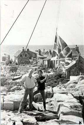 Les Minquiers (the Minkies) Channel Islands Lobster Fishermen Steve Mcguire 18 And Bob Le Marquand 37 Landed On The Outcrop To Find The Union Flag Had Been Replaced By A Strange Tricolour Belonging To The King Of Patagonia And A Plaque Left By A Grou