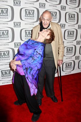 9th Annual TV Land Awards, New York, America - 10 Apr 2011