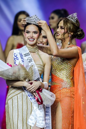 2,000 Contestants of the beauty contest Stock Pictures, Editorial ...