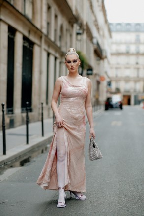 Street Style Meredith Duxbury Arriving Koche Editorial Stock Photo