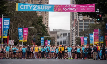 People Take Part City2surf Sydney Australia Editorial Stock Photo ...