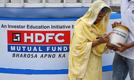 Hdfc Mutual Fund Poster Seen Campaign Editorial Stock Photo - Stock ...