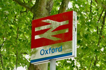 Grimy Oxford Station Sign Oxford Train Editorial Stock Photo