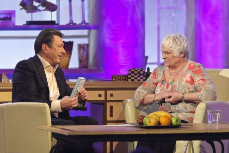 'The Alan Titchmarsh Show' TV Programme, London, Britain - 04 May 2011