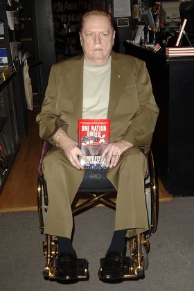 Larry Flynt Book Signing, Los Angeles, America - 04 May 2011