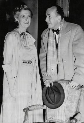 Actress (dame) Gladys Cooper With Author Noel Coward. Noel Coward Presents 'relative Values' At The Theatre Royal Newcastle.