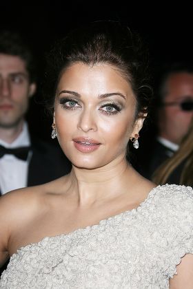 Aishwarya Rai Bachchan Editorial Stock Photo - Stock Image | Shutterstock