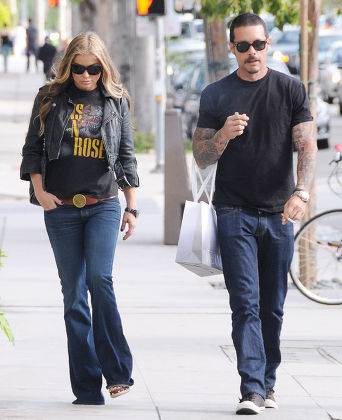 Carmen Electra shopping in Beverly Hills, Los Angeles, America - 19 May 2011