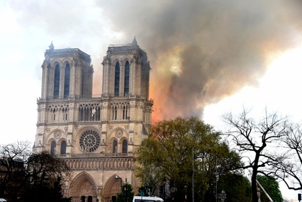 __COUNT__ Massive Fire Ravages Notre-Dame Cathedral - Paris, France ...