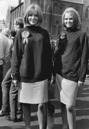 Helen Jay And Catherine Jay 18-year-old Twin Daughters Of Labour Politician Douglas Jay. The Jay Twins (hon. Helen Pennant-rea (nae Jay); Hon. Catherine Boyd (nae Jay).