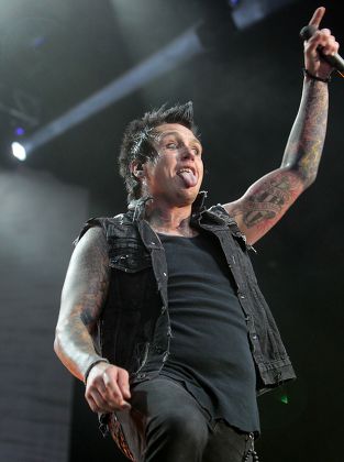 jacoby shaddix wedding