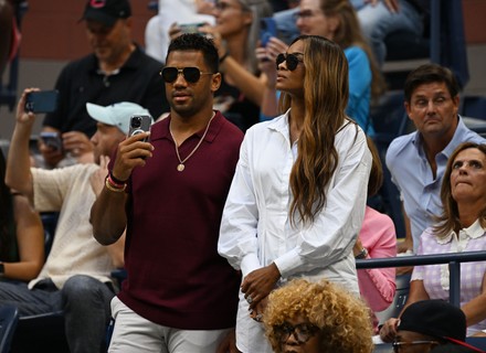 Russell Wilson Ciara Seen Watching Serena Editorial Stock Photo