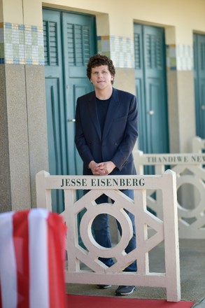 Jesse Eisenberg Poses During Unveiling His Editorial Stock Photo ...