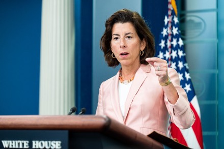 White House Press Briefing with Gina Raimondo & Karine Jean-Pierre in ...