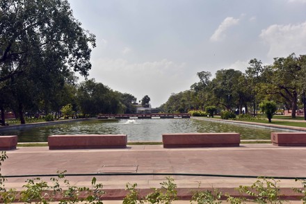 250 India gate lawns Stock Pictures, Editorial Images and Stock Photos ...