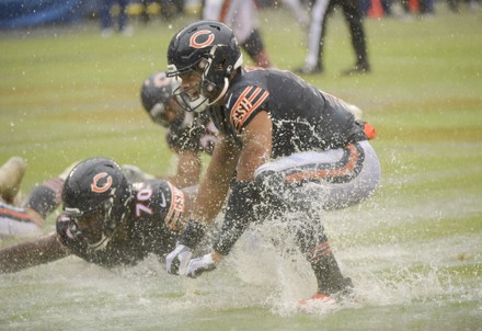 Bears beat the 49ers, 19-10