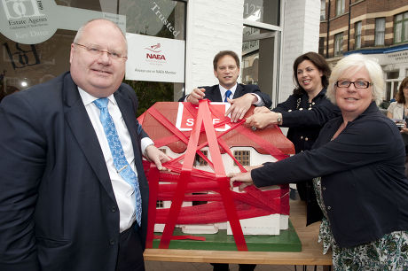 Community Secretary Eric Pickles And Housing Minister Grant Shapps Set Out Plans To Scrap Home Information Packs (hips) Also Pictured Kirsty Allsop And Jane Wilson.
