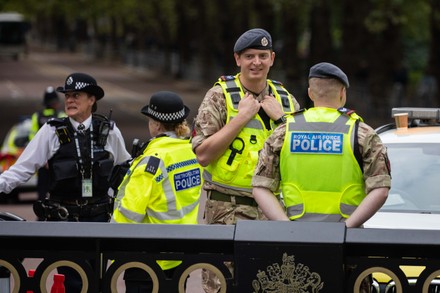 Security Being Ramped Westminster Ahead Queen Editorial Stock Photo ...