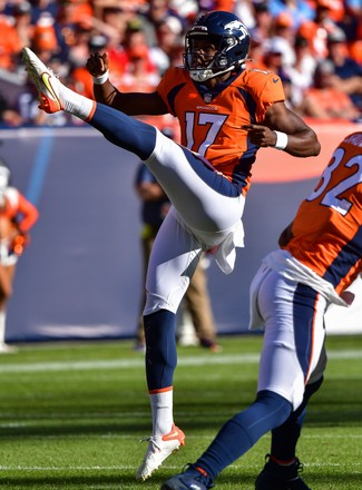 Broncos beat Texans 16-9