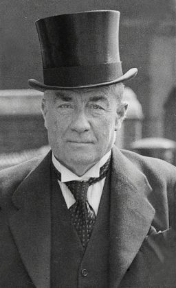 Newly elected British Prime Minister Stanley Baldwin , 1st Earl News  Photo - Getty Images