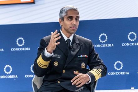 Us Surgeon General Vivek Murthy Conversation Editorial Stock Photo ...