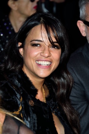 Michelle Rodriguez Attending Versaces Springsummer 2015 Editorial Stock