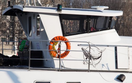 trimaran brigitte bardot sea shepherd