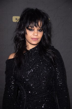 fefe dobson short hair