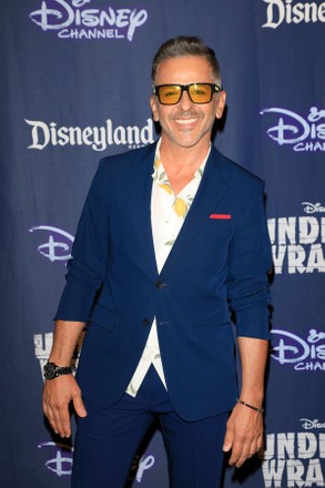 Claude Knowlton Arrives Premiere Disney Channel Editorial Stock Photo ...