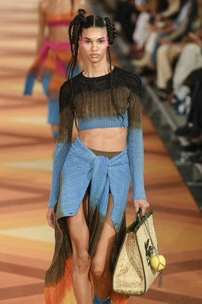 Etro Spring 2023 Ready-to-Wear Collection