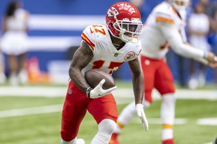 Mecole Hardman of the Kansas City Chiefs dives to score a 25 yard News  Photo - Getty Images