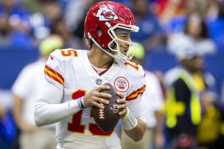 Indianapolis, Indiana, USA. 25th Sep, 2022. Kansas City Chiefs quarterback  Patrick Mahomes (15) passes the ball during NFL football game action  between the Kansas City Chiefs and the Indianapolis Colts at Lucas