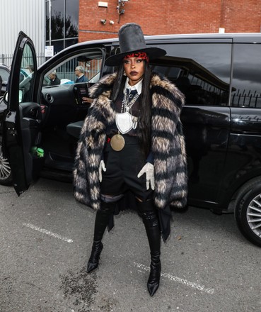 Erykah Badu Seen Outside Burberry Show Editorial Stock Photo - Stock Image  | Shutterstock