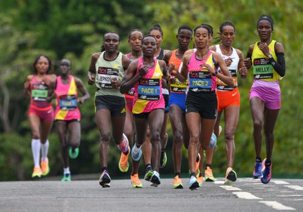 500 2022 Tcs London Marathon Stock Pictures, Editorial Images And Stock 