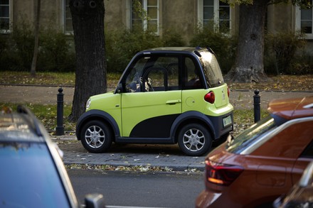 4 Jiayuan electric vehicles Stockbilder, redaktionelle Bilder und