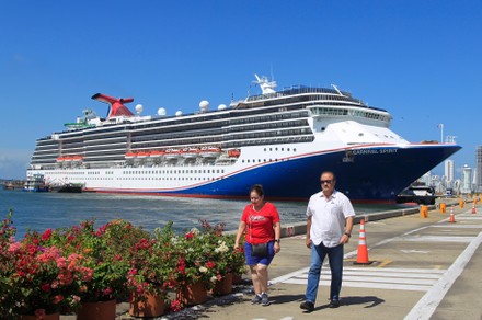 3,000 Carnival cruise Stock Pictures, Editorial Images and Stock Photos