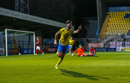 500 Aaron crawford Stock Pictures, Editorial Images and Stock Photos