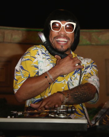 57 Dj pee .wee Stock Pictures, Editorial Images and Stock Photos