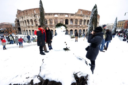 Rare Mantle Snow Blanketed Ancient Colosseum Editorial Stock Photo ...