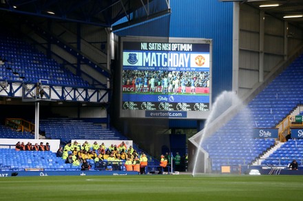 __COUNT__ Imágenes De Everton Vs Manchester United, Liverpool, United ...