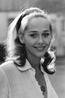 Actress Hilary Dwyer Who Is To Marry Her Agent Duncan Heath. Dwyer Is Best Known For Appearing In Several Horror Films Distributed By American International Pictures In The Late 1960s And Early 1970s Most Notably Michael Reeves' Witchfinder General