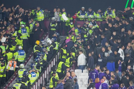 Anderlecht's supporters pictured before the start of a soccer