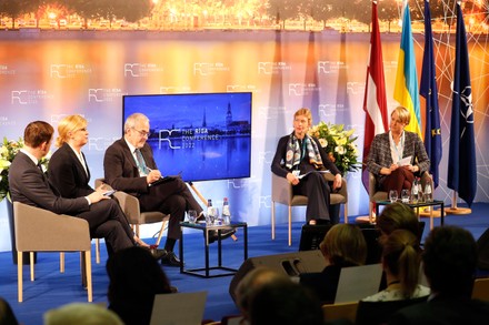 39 Armed forces policy council Stock Pictures, Editorial Images and