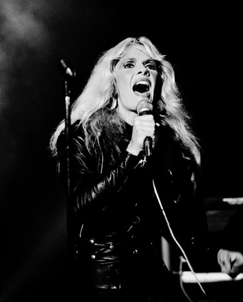 Kim Carnes Performs On Solid Gold Editorial Stock Photo - Stock Image ...