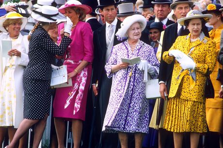 42 Princess diana 1987 epsom Stock Pictures, Editorial Images and Stock ...