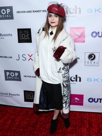 Robyn Newmark Arrives Boo2bullyings 4th Annual Editorial Stock Photo