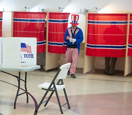 Register to vote illinois state university