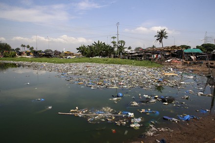 20,000 Bodies of water Stock Pictures, Editorial Images and Stock ...